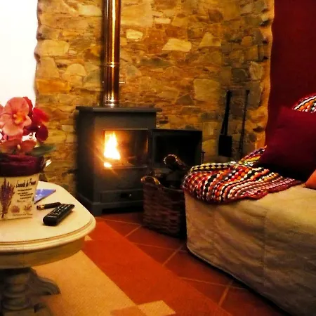 Casas Do Couratao * Malhadas da Serra